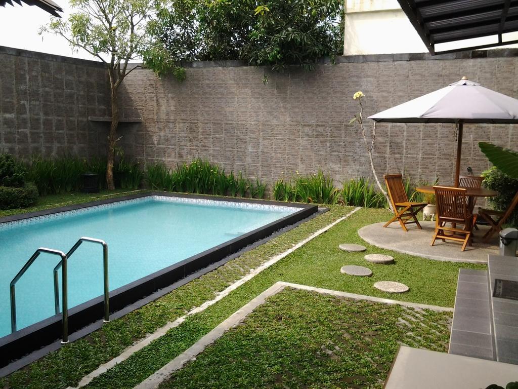 Rumah Anda Bandung Luaran gambar